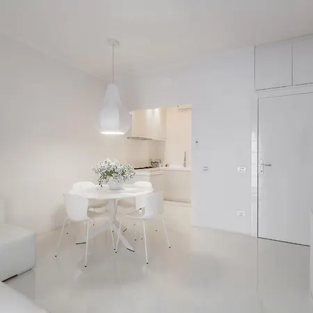 Luxury White Apartament *