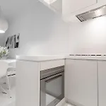 Luxury White Appartement