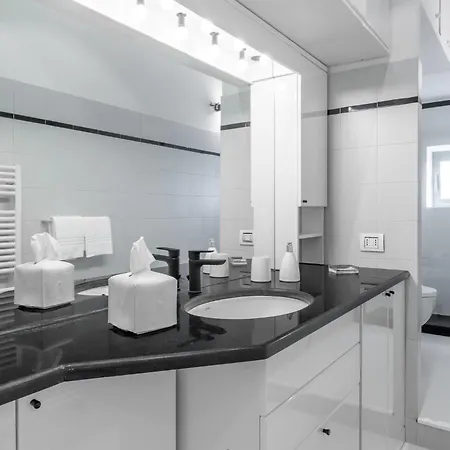 Luxury White * Rome