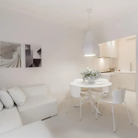 Apartment Luxury White Rome