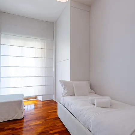 Luxury White *